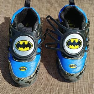 Batman toddler shoes size 8